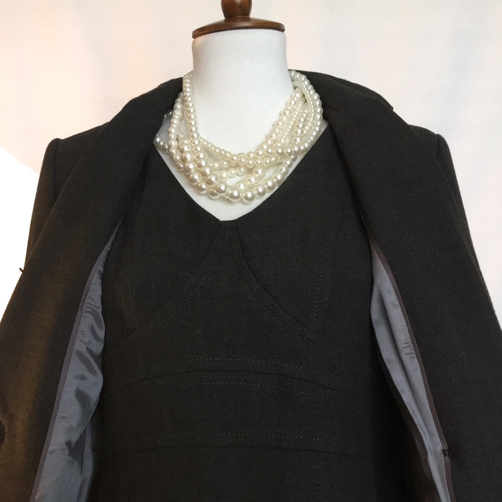 Ann Taylor charcoal shell dress & blazer, lined. - Picture 3 of 6